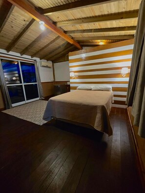 1 bedroom, Egyptian cotton sheets, premium bedding - Essência da Guarda Surf House (Palhoça)