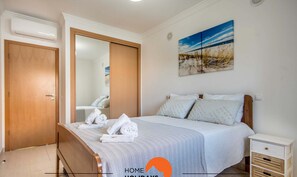 2 chambres, fer et planche à repasser, Wi-Fi gratuit