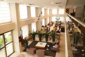 Free daily buffet breakfast - Samba Linhares (Linhares)