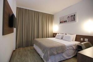 Standard Double Room | In-room safe, iron/ironing board, free WiFi - Samba Linhares (Linhares)
