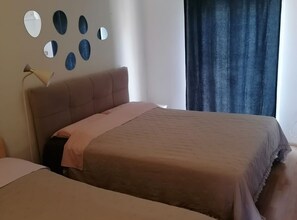 Iron/ironing board, WiFi, bed sheets - Apartments Filip & Miroslav - Studio with Terrace and Sea View (Podaca)