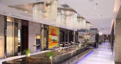 Longchang Holiday Hotel