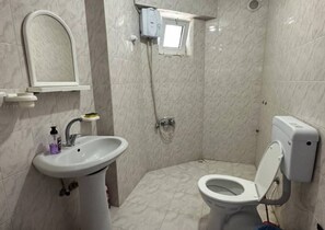 Basic-Apartment | Badezimmer