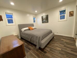 Casa de lujo, 2 habitaciones, baño privado, vista a la montaña | Sábanas de algodón egipcio y ropa de cama de alta calidad 