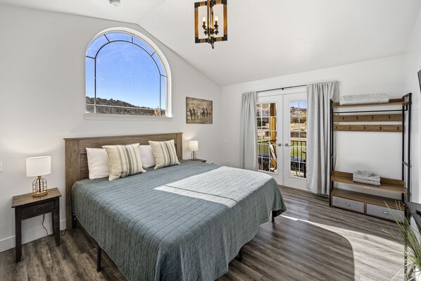 1 bedroom - Happy Trails West (Tropic)