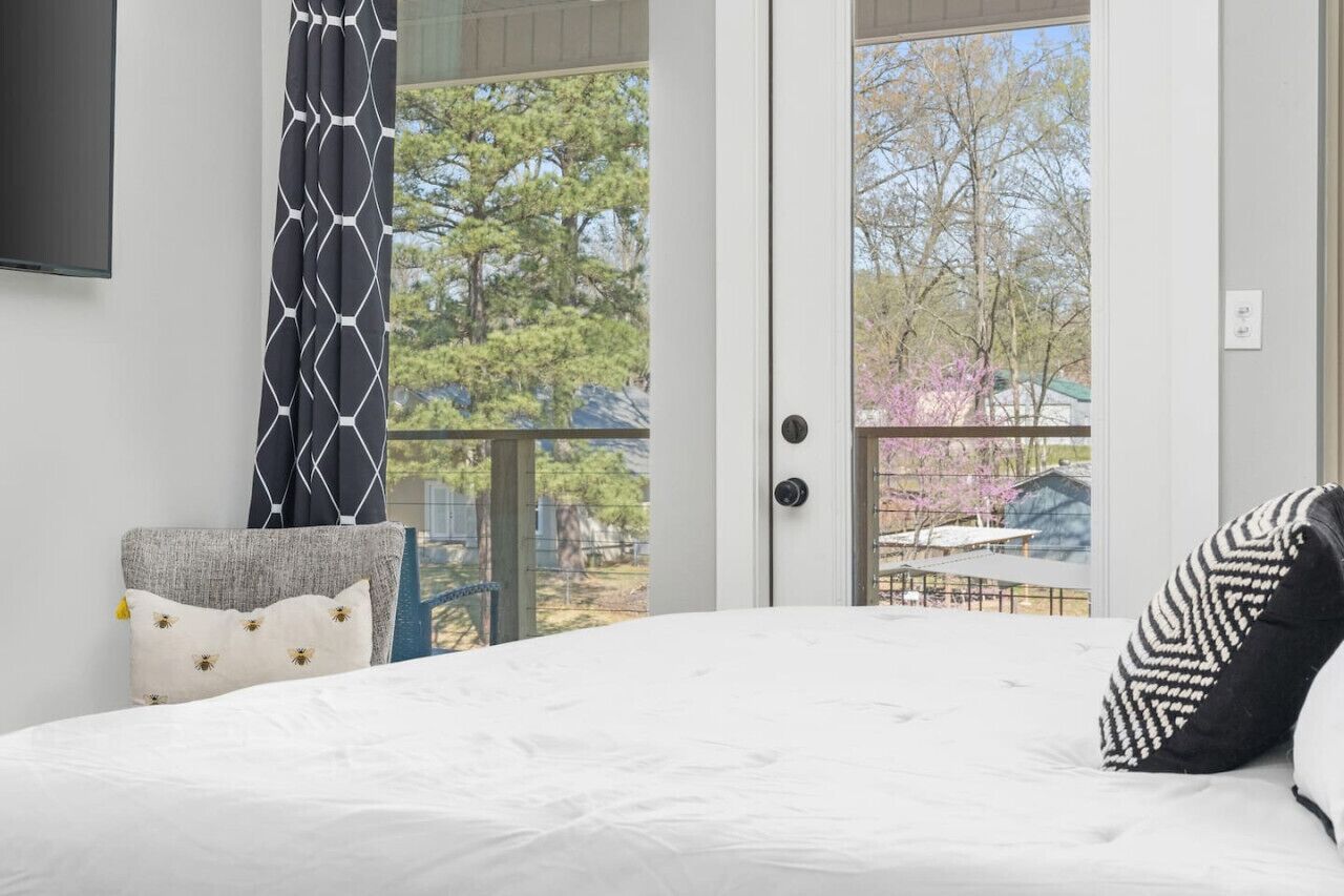 4 soveværelser, skrivebord, strygejern/strygebræt, weekendseng