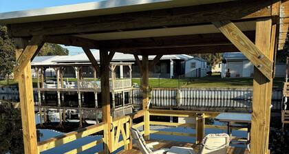 The Bass House water front canal with dock and WiFi.