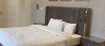 Luxus Suites