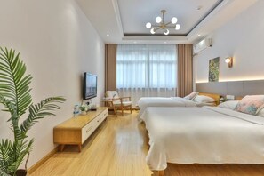 Ảnh chưa phân loại, 4 trong số 16 ảnh, nút