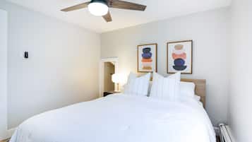 2 bedrooms, WiFi, bed sheets