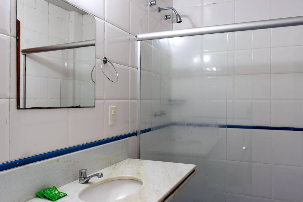 Baño | Toallas, jabón, shampoo, papel de baño