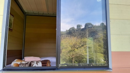 Basic Cabin. Cabaña La Guitarra