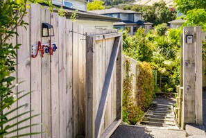 مدخل المنشأة