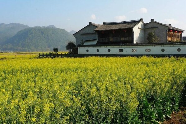 Exterior - Qingtian Yashe Inn (Tengchong)