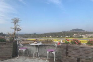 Unclassified image, 2 of 109, button - Qingtian Yashe Inn (Tengchong)