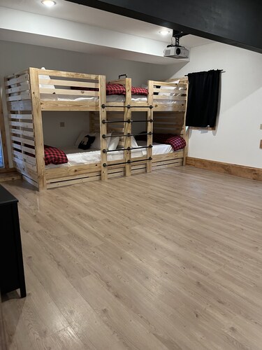 Indiana Dunes Cabin WITH Bunk/Rec Room