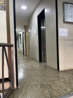 Interior - Loft in Copacabana, 4 minutes from the beach and metro next door (Rio de Janeiro)