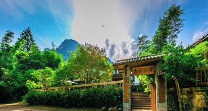 Zhoujia Shanfang Family Hostel