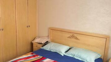 2 bedrooms, free WiFi, bed sheets