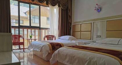 Shennongjia Meets Miss Meow Hotel