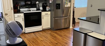 4 Miles from Downtown Furniture Market prime location