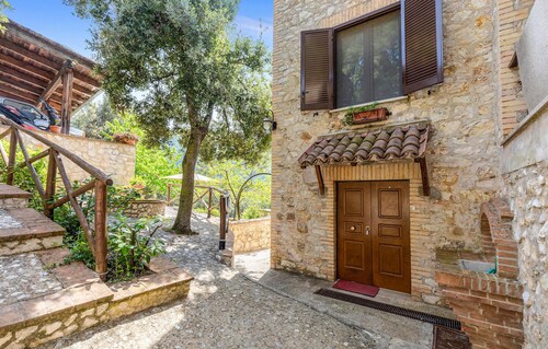 Cozy apartment in Loc. Fontanelle