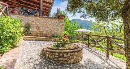 Cozy apartment in Loc. Fontanelle