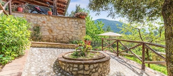 Cozy apartment in Loc. Fontanelle
