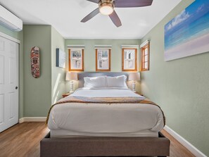 3 bedrooms, desk, iron/ironing board, free WiFi
