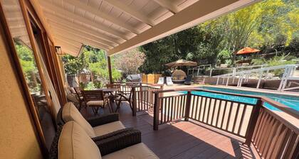Villa La Reforma - Newly Designed 4BR House with Pool & Garden in Los Angeles