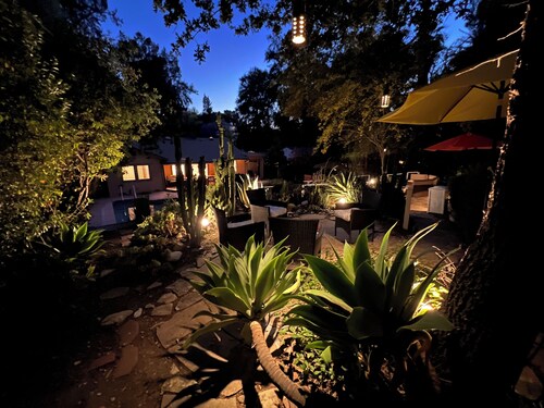 Villa La Reforma - Newly Designed 4BR House with Pool & Garden in Los Angeles