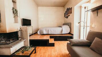 1 Schlafzimmer, BĂŒgeleisen/BĂŒgelbrett, kostenloses WLAN, BettwĂ€sche