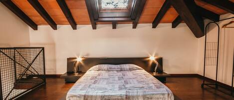 1 soverom, strykejern/-brett, wi-fi (inkludert) og sengetøy