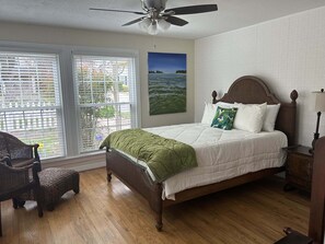 3 habitaciones, escritorio, wifi gratis y ropa de cama 