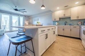 Fridge, microwave, oven, stovetop - Luxury Gulfview Condo, Sleeps 6, Laketown Wharf, Short Walk to Beach! (Panama City Beach)