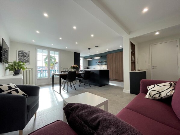 TV - IRIBARRENEA - CIBOURE (CIBOURE)