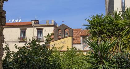 Lidia Rooms & Suites