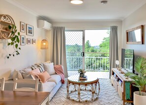 Téléviseur, chaîne audio