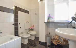 Shower, hair dryer - 3 bedroom nice apartment in Rapallo (Rapallo)