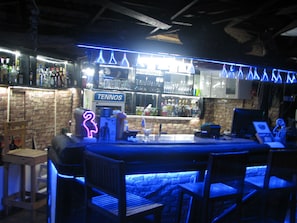 Bar-cafetería