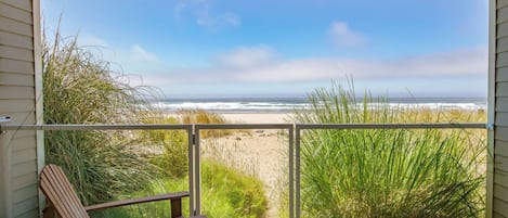 House (3 Bedrooms) | Property grounds