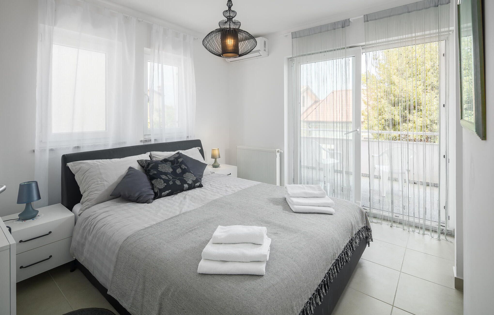 5 Schlafzimmer, kostenloses WLAN, Bettwäsche