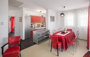 Dining - Stunning home in Crveni Vrh with WiFi (Crveni Vrh)