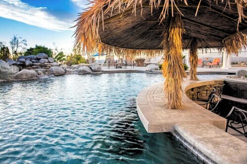 Le Grand Bleu by Avantstay Luxury Hilltop Estate