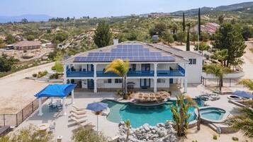 Villa (5 Bedrooms) | Interior