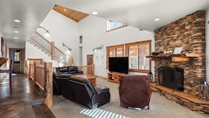 House (4 Bedrooms) | Interior - Starlight Retreat by Avantstay Gorgeous Log Style Home w/ Incredible Views! (Big Bear Lake)