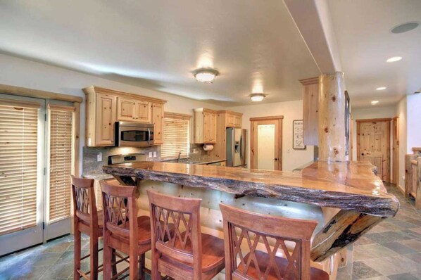 House (4 Bedrooms) | Interior - Starlight Retreat by Avantstay Gorgeous Log Style Home w/ Incredible Views! (Big Bear Lake)