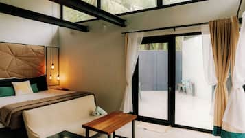 10 bedrooms, in-room safe, desk, free WiFi