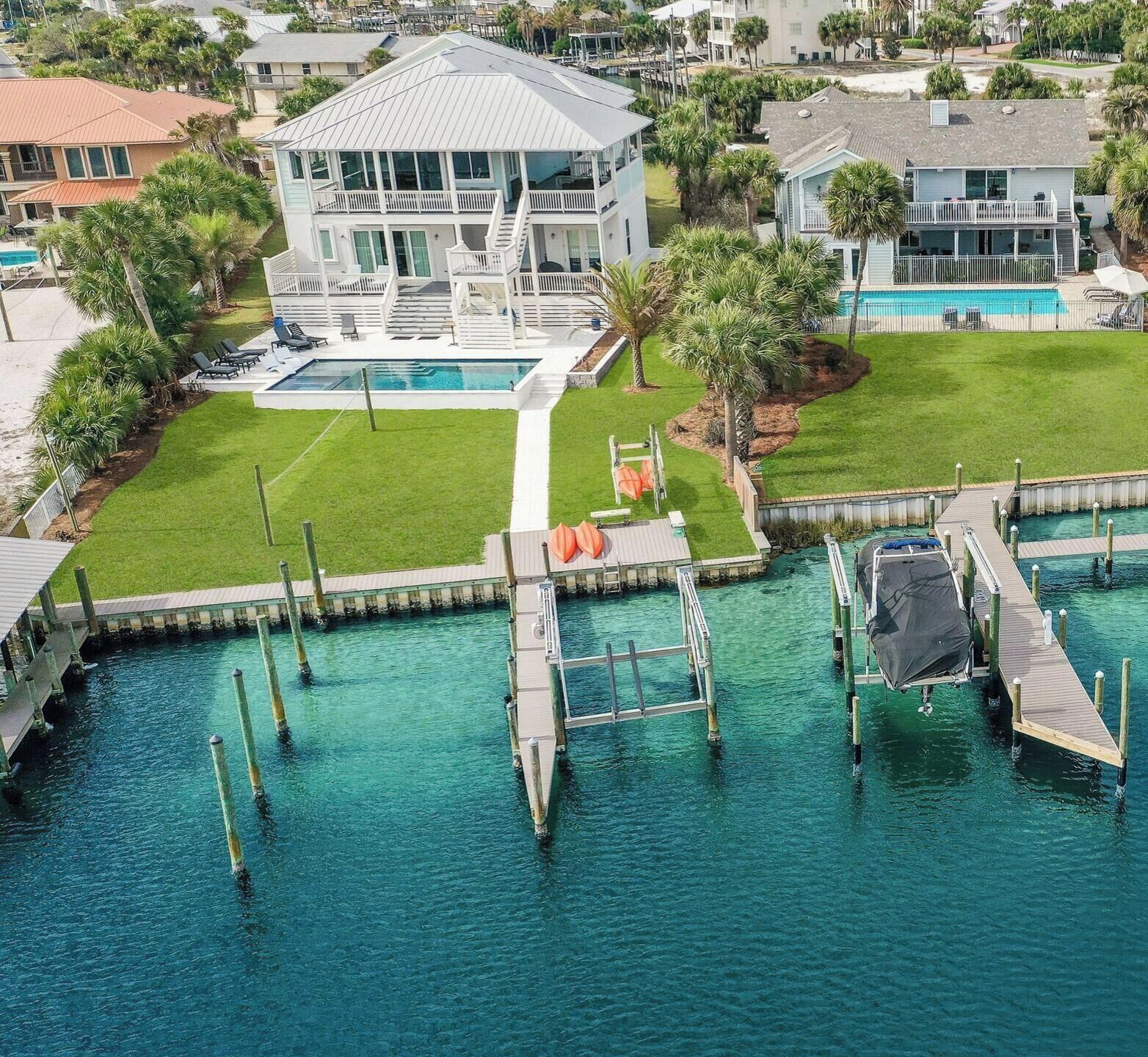 Huis (Multiple Bedrooms) | Voorkant van accommodatie