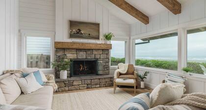 Oceanfront w/ Direct Beach Access Game Room Views Driftaway by Avantstay